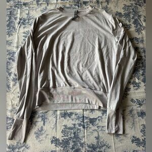 Vuori Heathered grey Long Sleeve Top